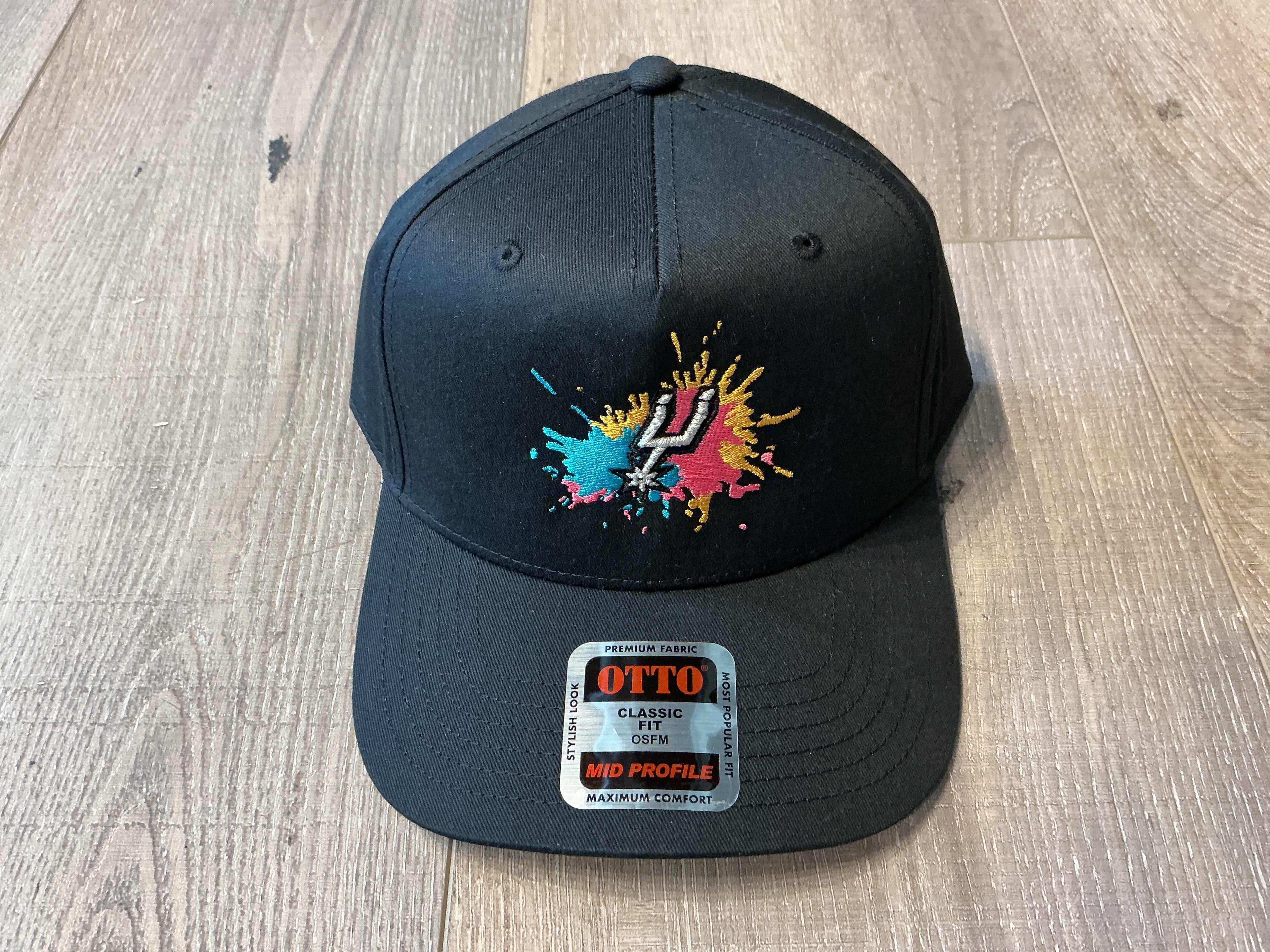 Spurs splatter hat