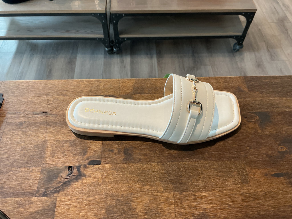 Kamari Sandal